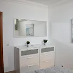 Elsa Tauro Topaz Mogan