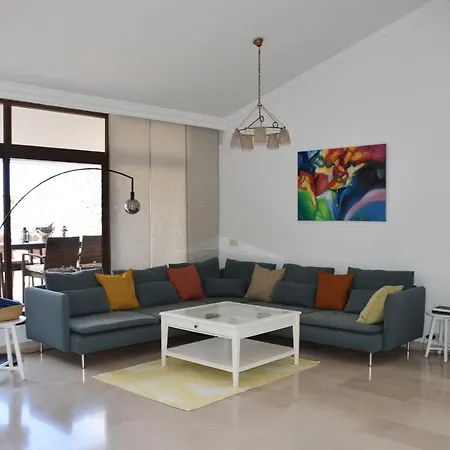 Villa Elsa Tauro Topaz *