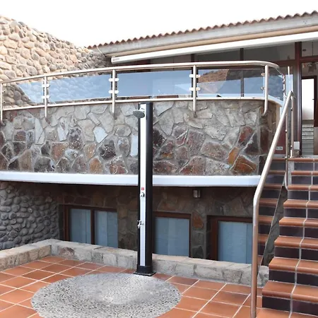 Elsa Tauro Topaz Villa